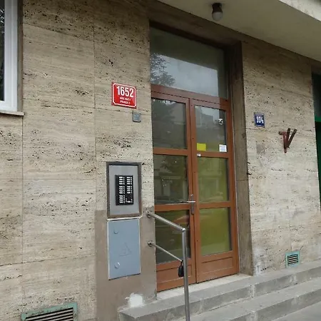 Light Cozy Flat Large Terrace Near Castle * Praag